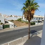 Daire 3 Bedroom In Oura With Amazing Pool At Walking Distance To Beach, Strip And Old Town, Wifi And Ac, Private Albufeira