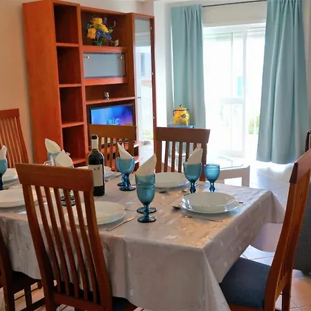 3 Bedroom In Oura With Amazing Pool At Walking Distance To Beach, Strip And Old Town, Wifi And Ac, Private Apartmán *