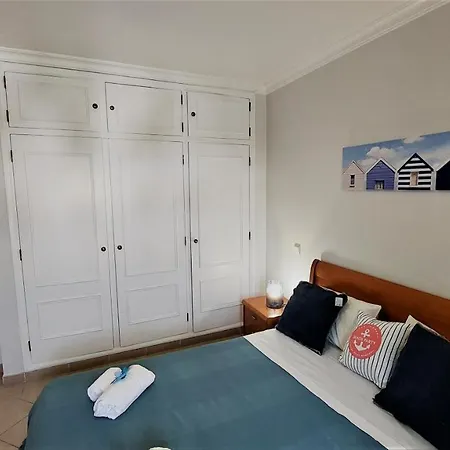 公寓 3 Bedroom In Oura With Amazing Pool At Walking Distance To Beach, Strip And Old Town, Wifi And Ac, Private 阿尔布费拉
