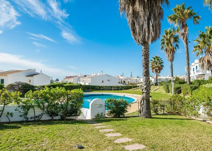 3 Bedroom In Oura With Amazing Pool At Walking Distance To Beach, Strip And Old Town, Wifi And Ac, Private Apartman *