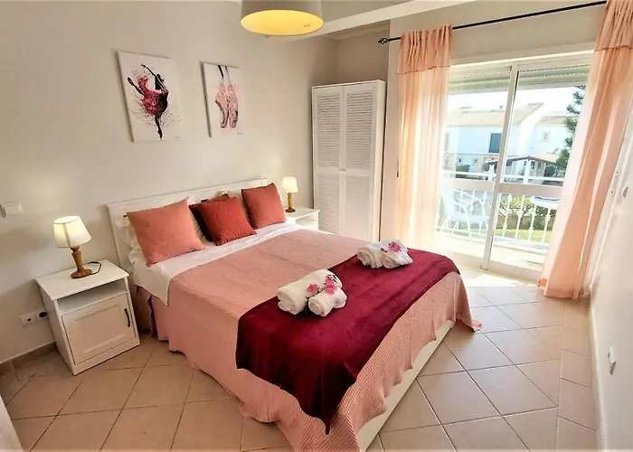 3 Bedroom In Oura With Amazing Pool At Walking Distance To Beach, Strip And Old Town, Wifi And Ac, Private *