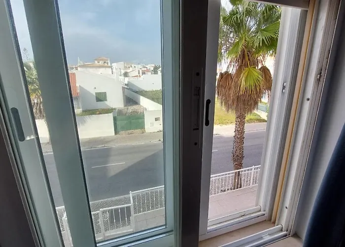 3 Bedroom In Oura With Amazing Pool At Walking Distance To Beach, Strip And Old Town, Wifi And Ac, Private Apartman